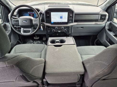Used 2025 Ford F150 XLT w/ Equipment Group 301A Standard AWD/4WD image 29