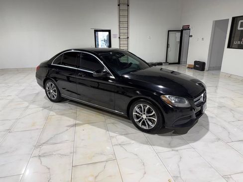 Used 2016 Mercedes-Benz C 300 Sedan image 3