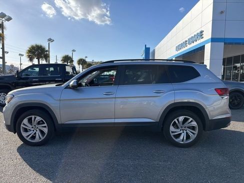 Used 2022 Volkswagen Atlas SE image 4