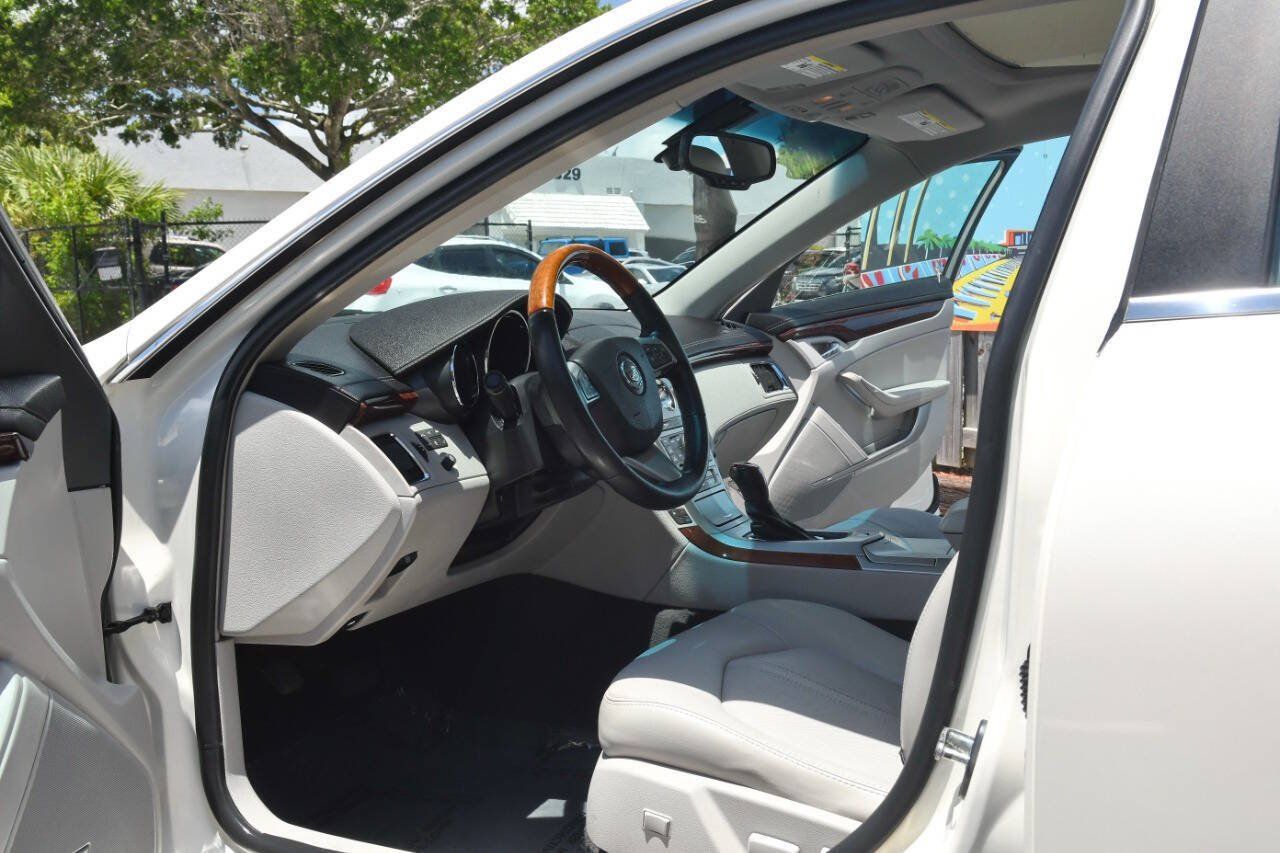 Used 2012 Cadillac CTS Luxury RWD image 22