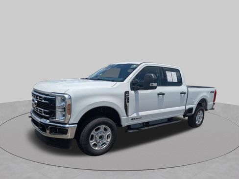Used 2026 Ford F250 XLT AWD/4WD image 8