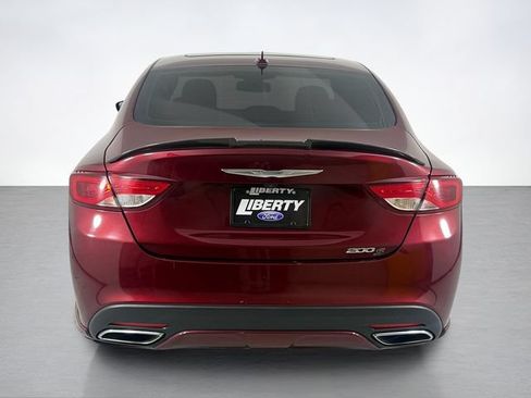 Used 2015 Chrysler 200 S w/ Navigation & Sound Group I FWD image 4