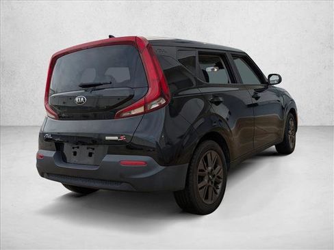 Used 2021 Kia Soul S image 5