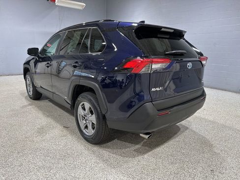 Certified 2022 Toyota RAV4 XLE image 3