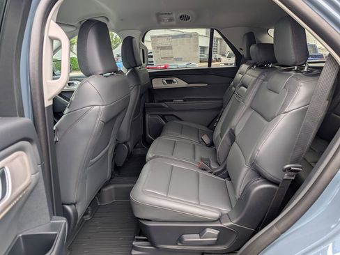 New 2026 Ford Explorer Active w/ Active Comfort Package AWD/4WD image 19