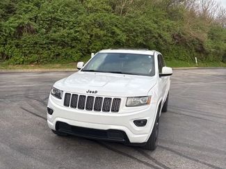 Used 2015 Jeep Grand Cherokee Altitude video 1