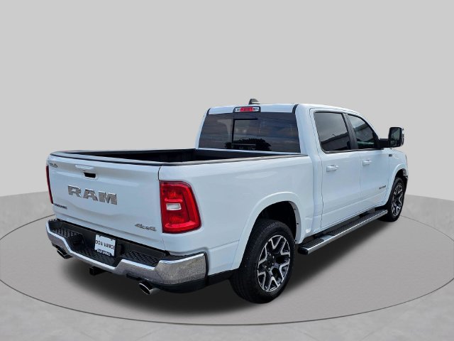 Used 2025 RAM 1500 Laramie AWD/4WD image 5