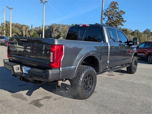 Used 2020 Ford F350 Lariat image 4