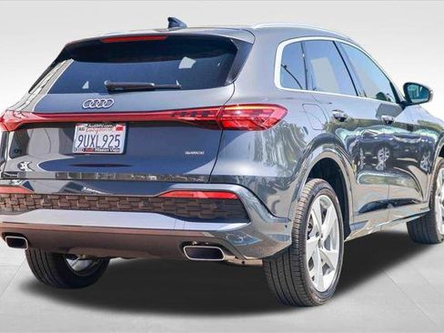 Certified 2025 Audi Q5 Premium Plus w/ Premium Plus AWD/4WD image 8