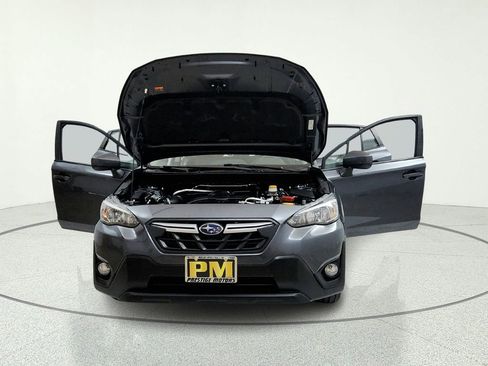 Used 2021 Subaru Crosstrek 2.0i Premium w/ Moonroof Package AWD/4WD image 12