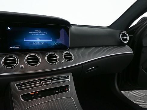 Used 2021 Mercedes-Benz E 350 Sedan image 13