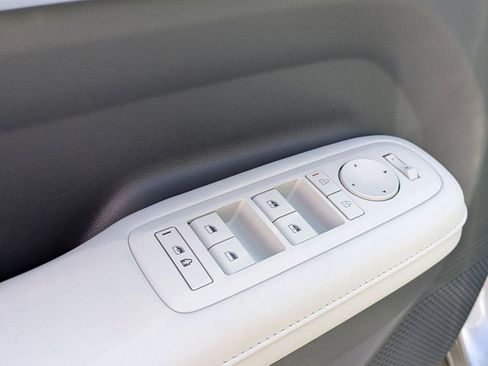 New 2026 Hyundai Santa Fe SEL FWD image 12