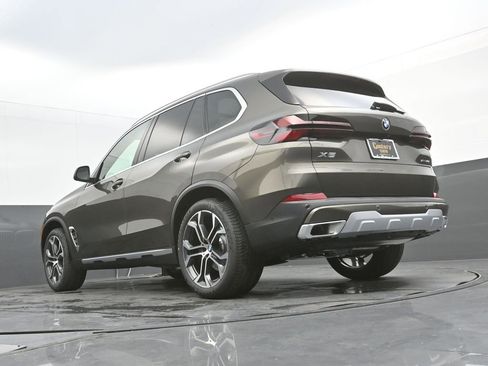 New 2026 BMW X5 xDrive40i image 48