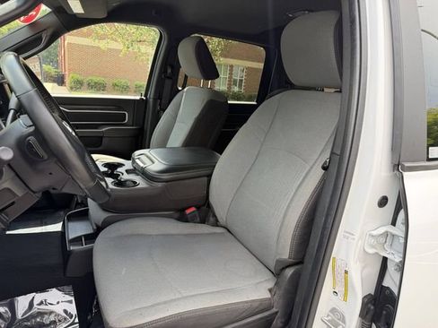 Used 2024 RAM 2500 Big Horn AWD/4WD image 11