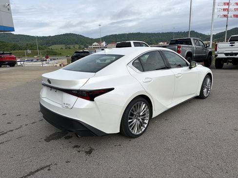 Used 2023 Lexus IS 300 AWD w/ Premium Package image 4