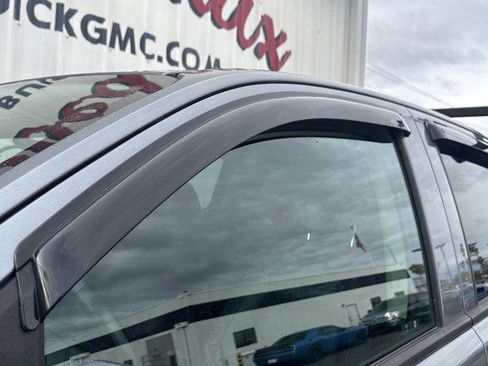 Used 2022 Chevrolet Colorado LT w/ Luxury Package image 20