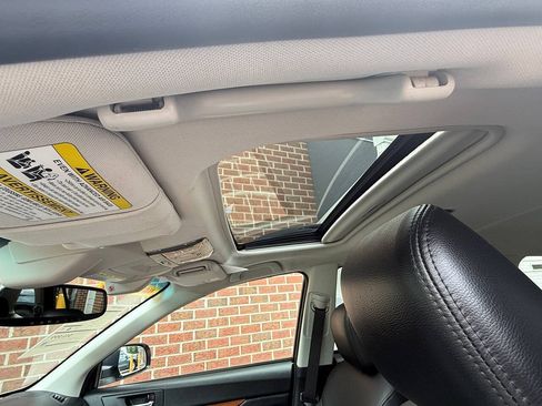 Used 2014 Subaru Outback 3.6R Limited AWD/4WD image 23