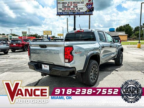 Used 2025 Chevrolet Colorado Trail Boss image 8