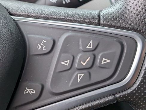 Used 2023 Chevrolet Equinox LS w/ LS Convenience Package AWD/4WD image 12