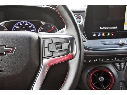 Used 2023 Chevrolet Blazer RS w/ Enhanced Convenience Package FWD image 17