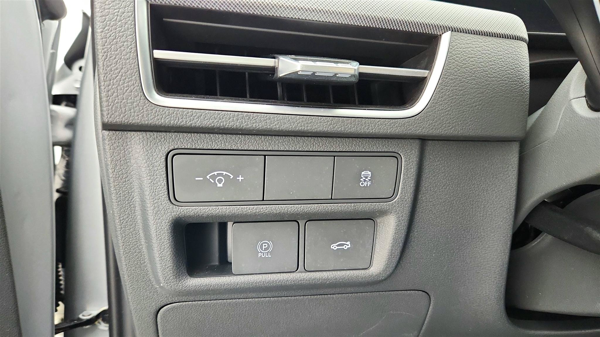 Used 2024 Hyundai Sonata SEL FWD image 39
