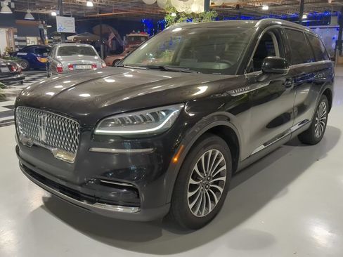 Used 2024 Lincoln Aviator AWD w/ Premium Package image 1