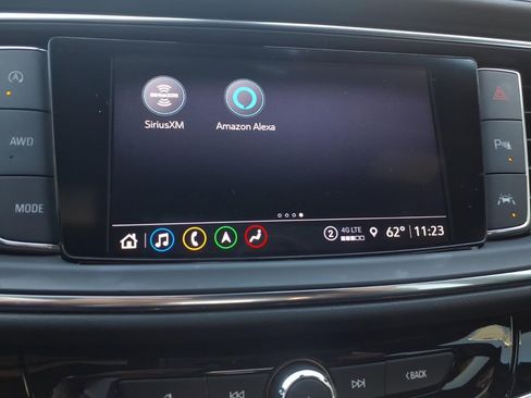 Used 2024 Buick Enclave Avenir w/ Avenir Technology Package image 21