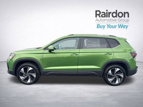 New 2026 Volkswagen Taos SE AWD/4WD image 4
