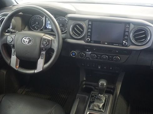Used 2023 Toyota Tacoma TRD Sport w/ TRD Premium Sport Package AWD/4WD image 28