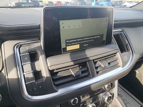 Used 2022 GMC Yukon SLT w/ SLT Luxury Package image 18