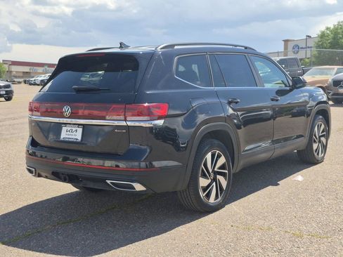 Used 2024 Volkswagen Atlas SE image 5