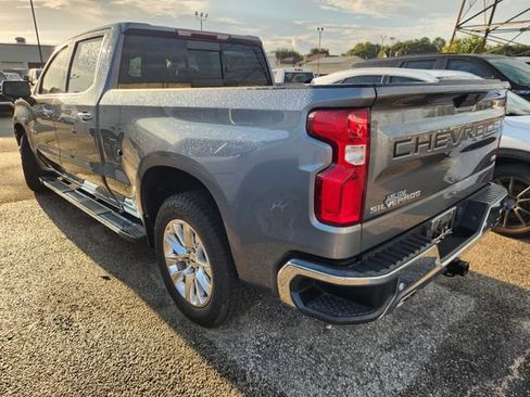 Used 2021 Chevrolet Silverado 1500 LTZ AWD/4WD image 4