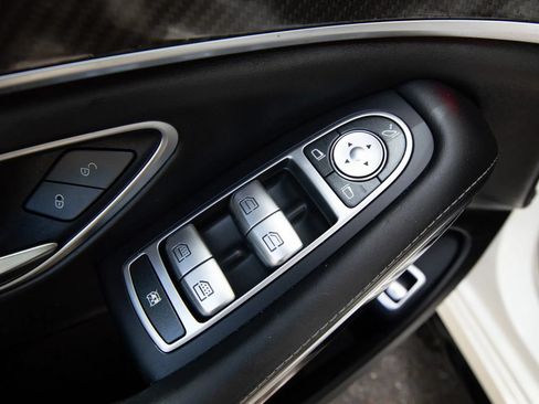 Used 2020 Mercedes-Benz S 63 AMG 4MATIC Sedan w/ Warmth & Comfort Package image 29