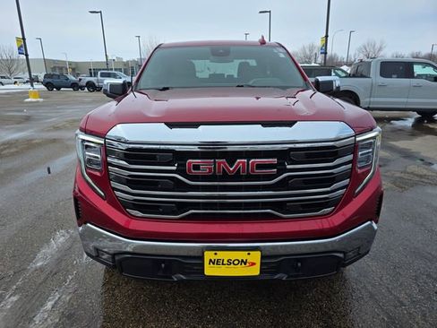 Used 2023 GMC Sierra 1500 SLT image 4
