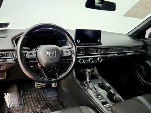 Used 2022 Honda Civic Sport image 12