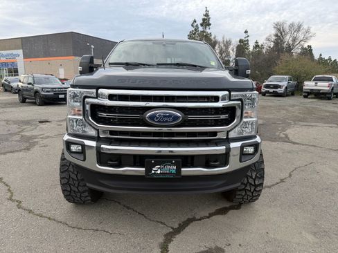 Used 2021 Ford F350 Lariat w/ Camper Package image 9