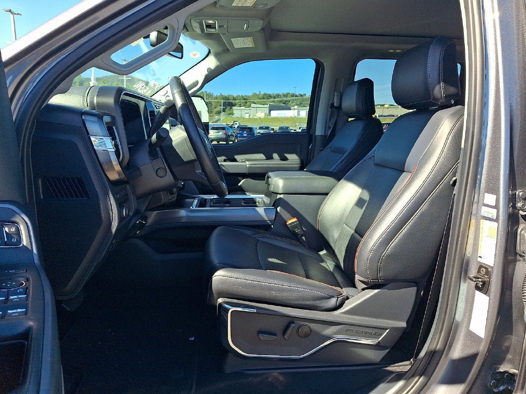 Used 2024 Ford F250 Lariat w/ FX4 Off-Road Package AWD/4WD image 13