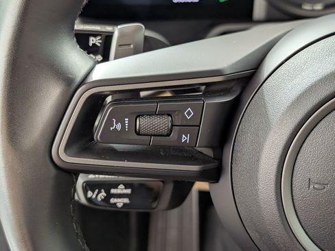 Certified 2022 Porsche 911 Carrera 4S image 19