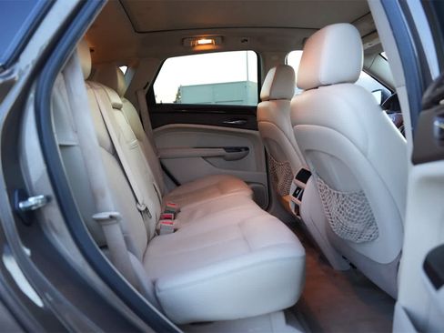 Used 2015 Cadillac SRX Luxury w/ Driver Awareness Package image 21