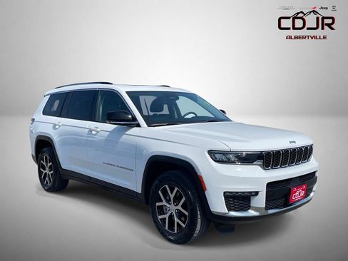 Used 2023 Jeep Grand Cherokee L Limited AWD/4WD image 1
