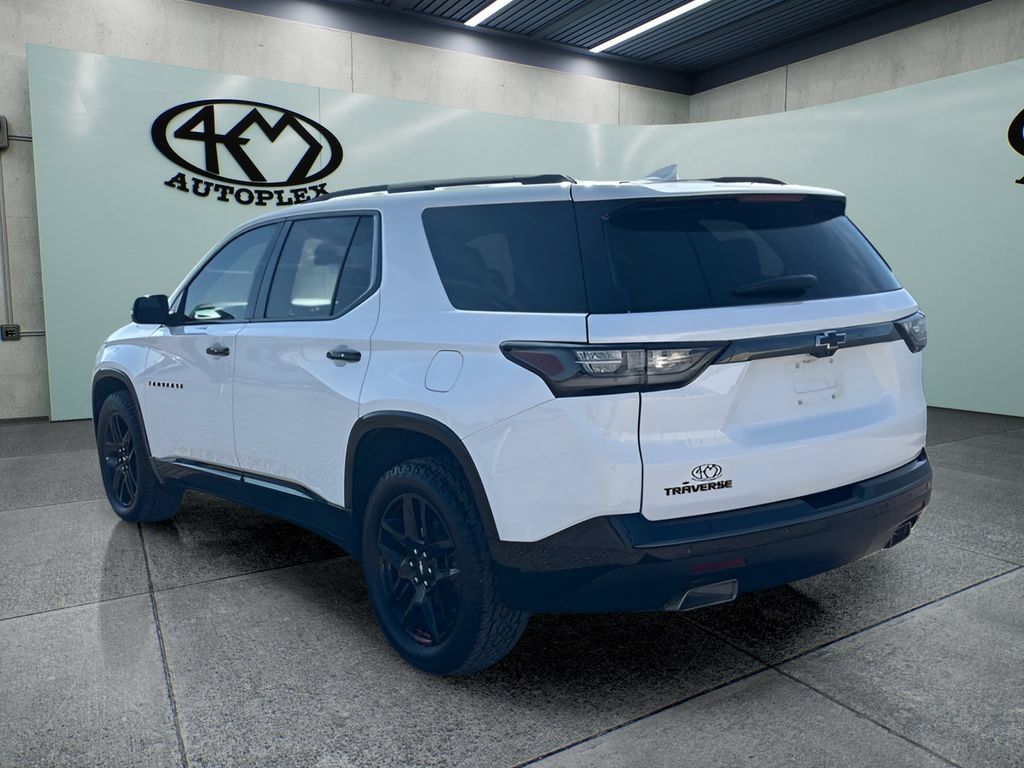 Used 2018 Chevrolet Traverse Premier w/ Redline Edition FWD image 5