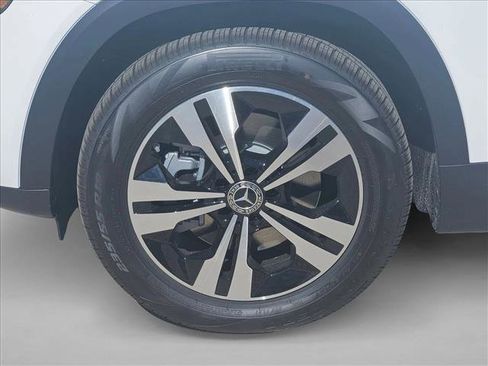 New 2026 Mercedes-Benz GLB 250 image 10