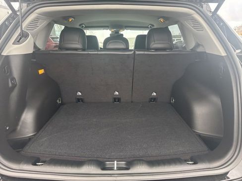 Used 2022 Jeep Compass Limited w/ Elite Group image 13