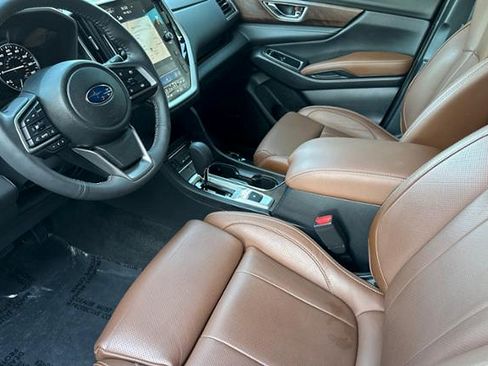 Used 2023 Subaru Ascent Touring AWD/4WD image 12