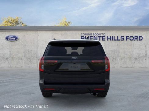 New 2026 Ford Expedition Platinum w/ Stealth Appearance Package AWD/4WD image 5