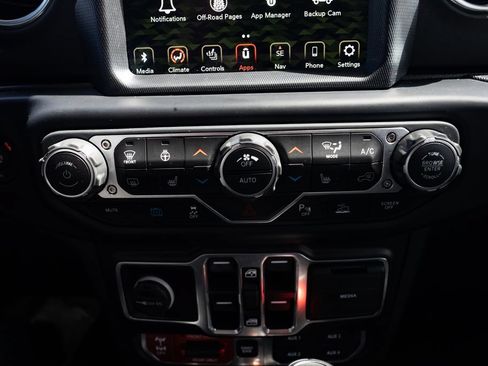 Used 2021 Jeep Wrangler Unlimited Rubicon 4xe w/ Cold Weather Group AWD/4WD image 16