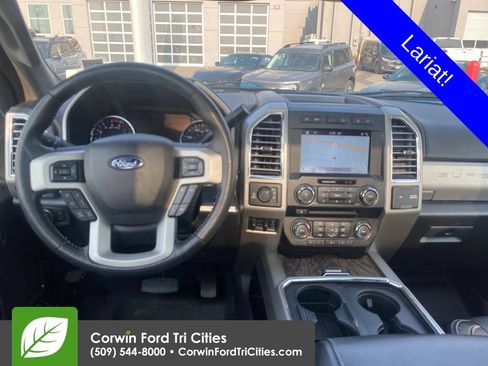Used 2017 Ford F250 Lariat w/ Lariat Ultimate Package AWD/4WD image 11