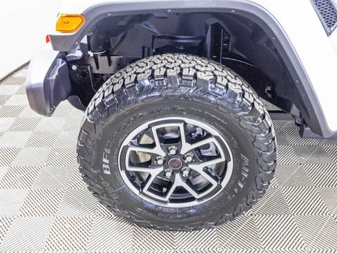 New 2026 Jeep Wrangler Unlimited Rubicon image 41