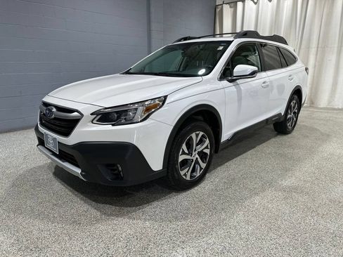 Used 2022 Subaru Outback Limited AWD/4WD image 4
