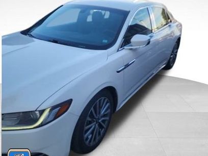 Used 2018 Lincoln Continental Select